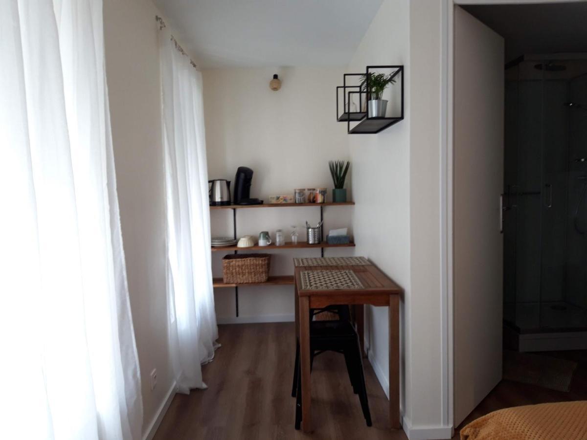 Agreables Chambres Independantes - Coutances Centre Екстериор снимка
