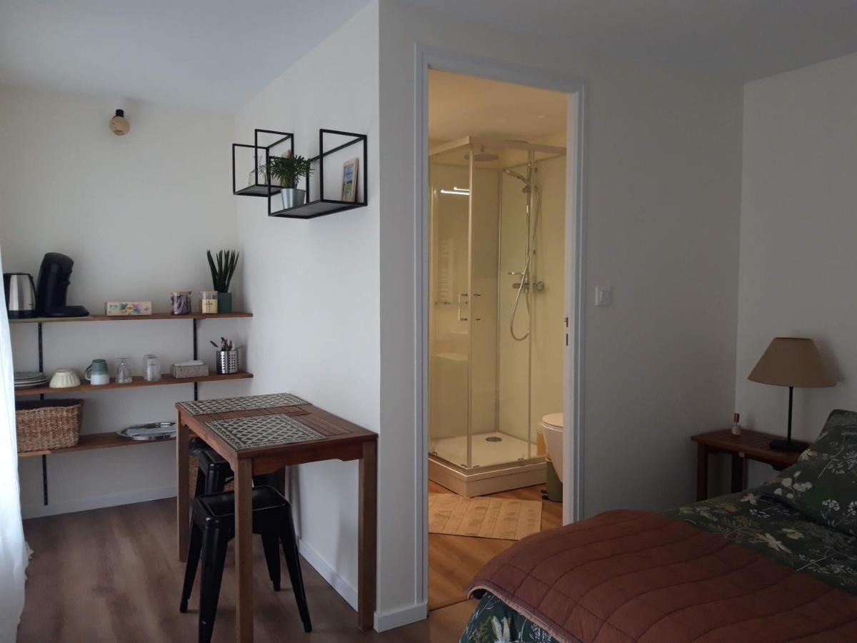 Agreables Chambres Independantes - Coutances Centre Екстериор снимка